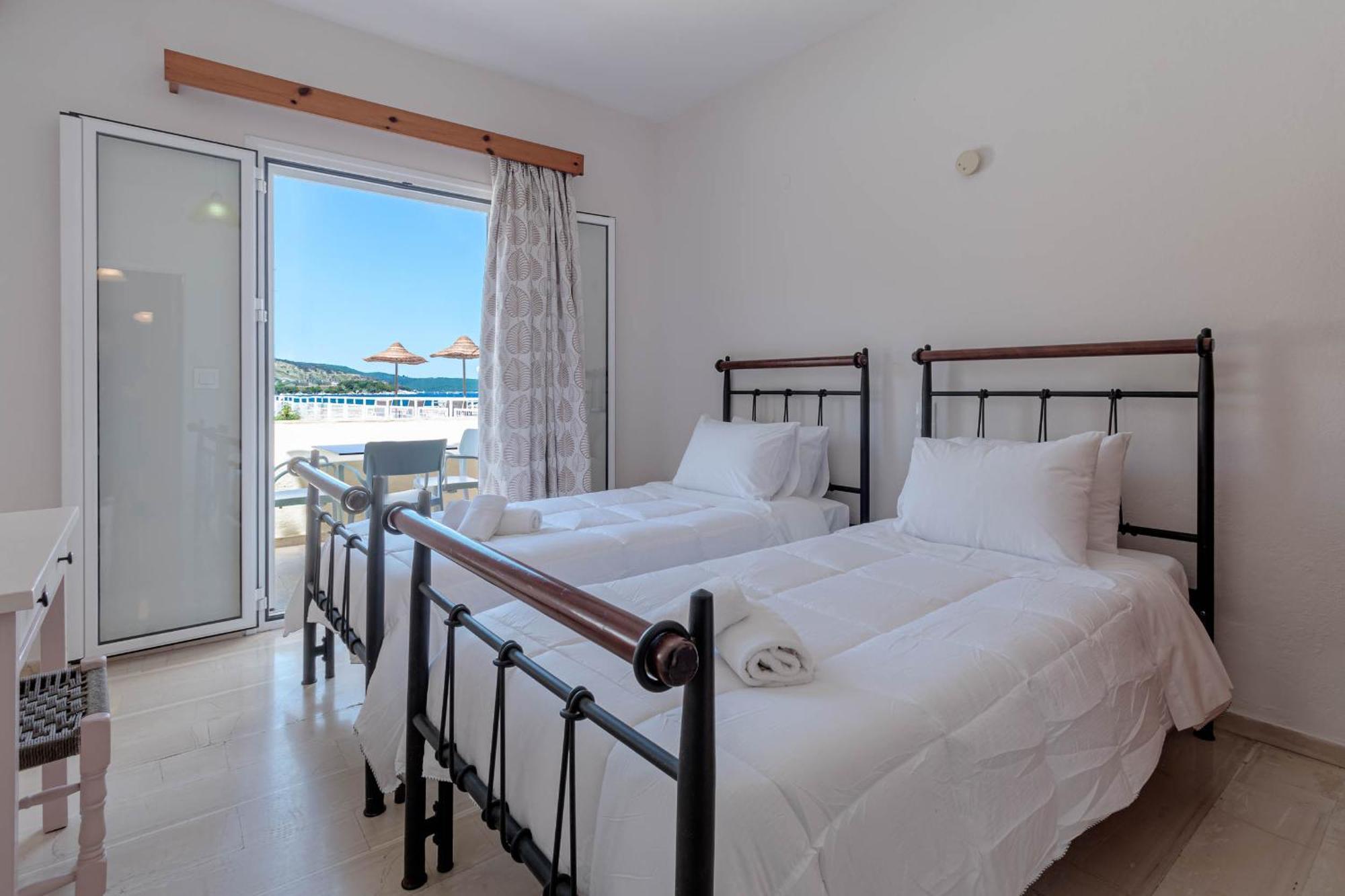 Serenity House Kassiopi Rum bild