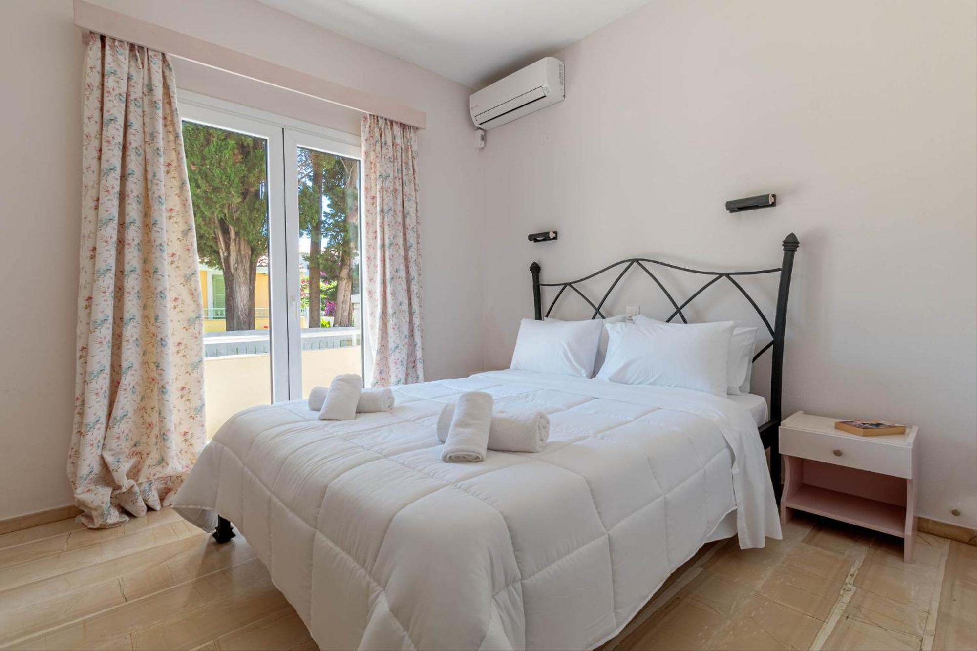 Serenity House Kassiopi Rum bild