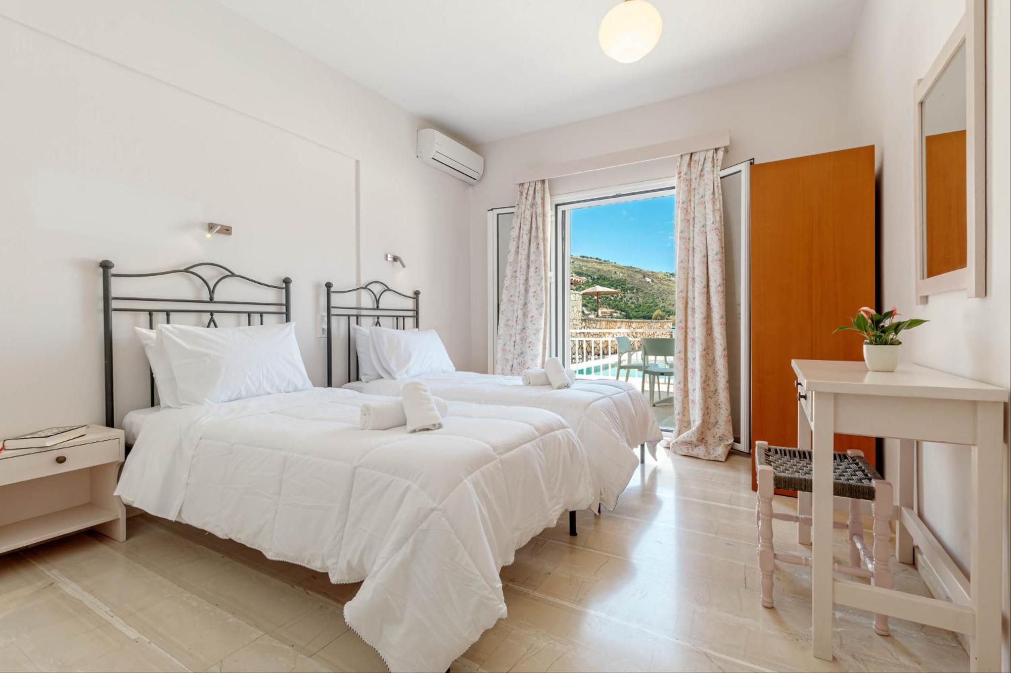Serenity House Kassiopi Rum bild