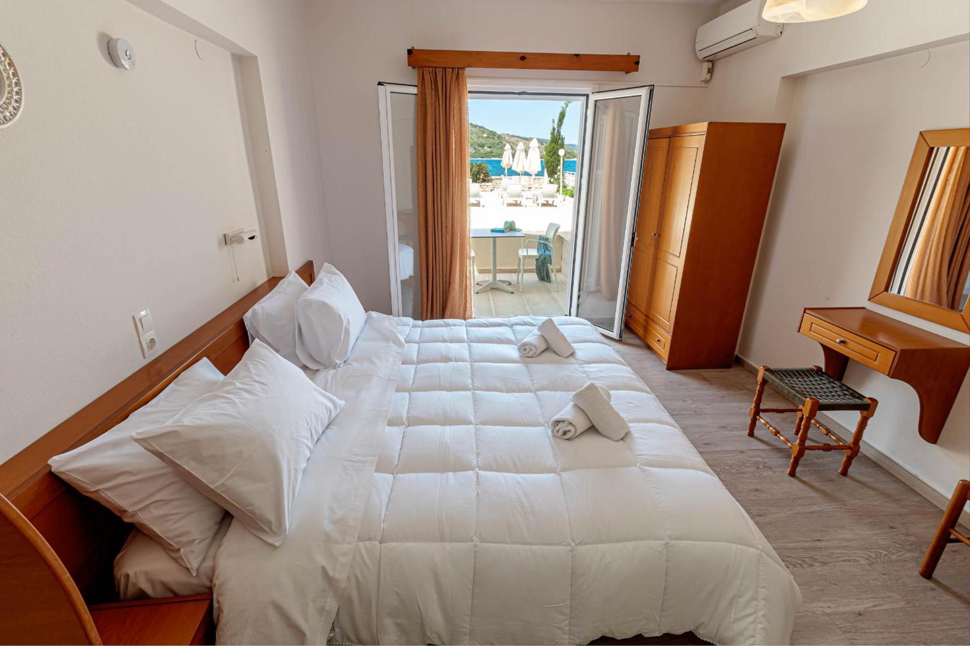 Serenity House Kassiopi Rum bild
