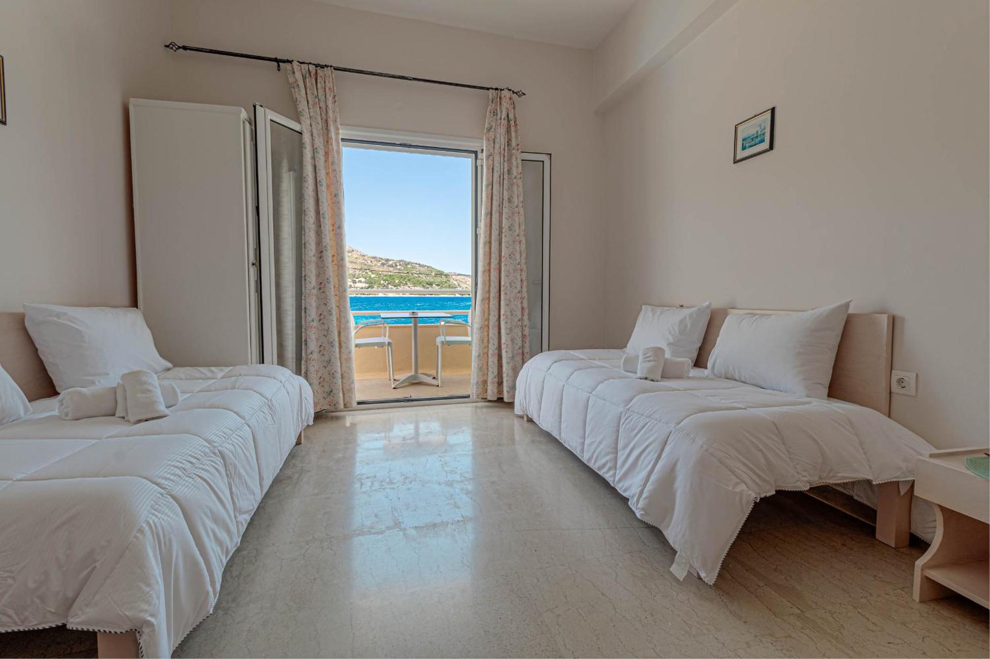 Serenity House Kassiopi Rum bild